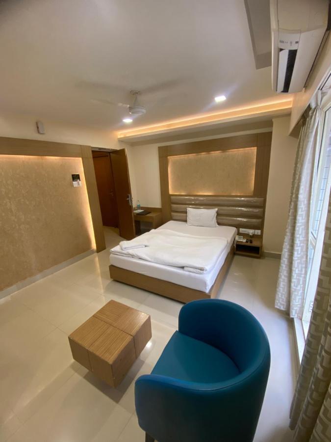 Greens Suite - Business Class Hotel - Opposite Ripon Building Chennai Eksteriør bilde
