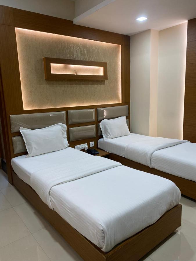 Greens Suite - Business Class Hotel - Opposite Ripon Building Chennai Eksteriør bilde