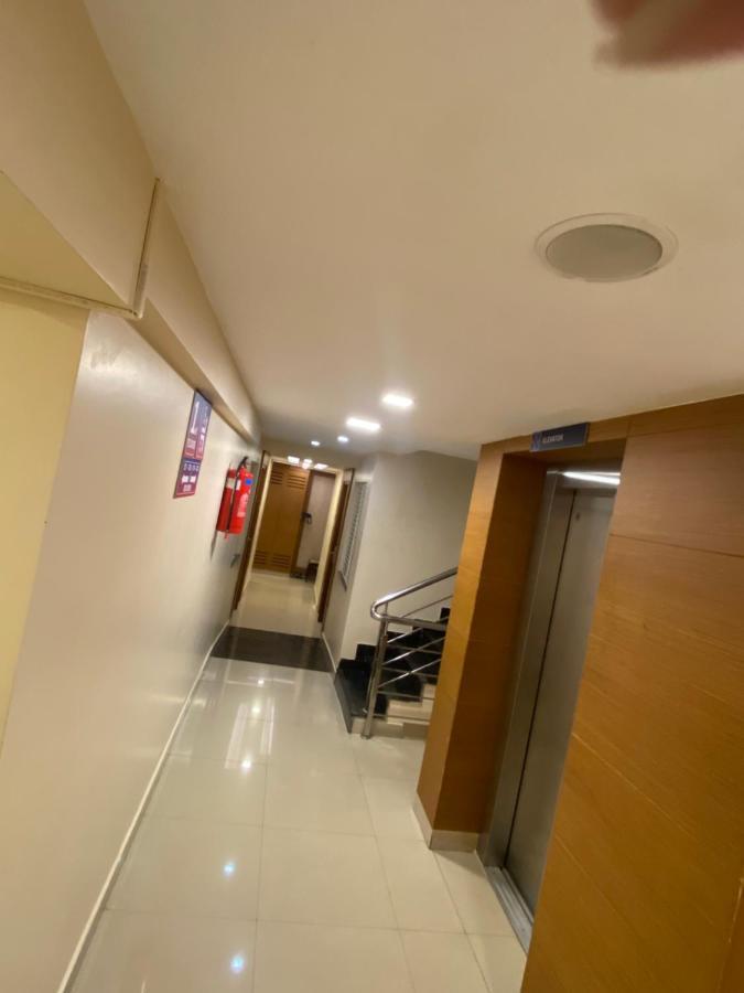 Greens Suite - Business Class Hotel - Opposite Ripon Building Chennai Eksteriør bilde