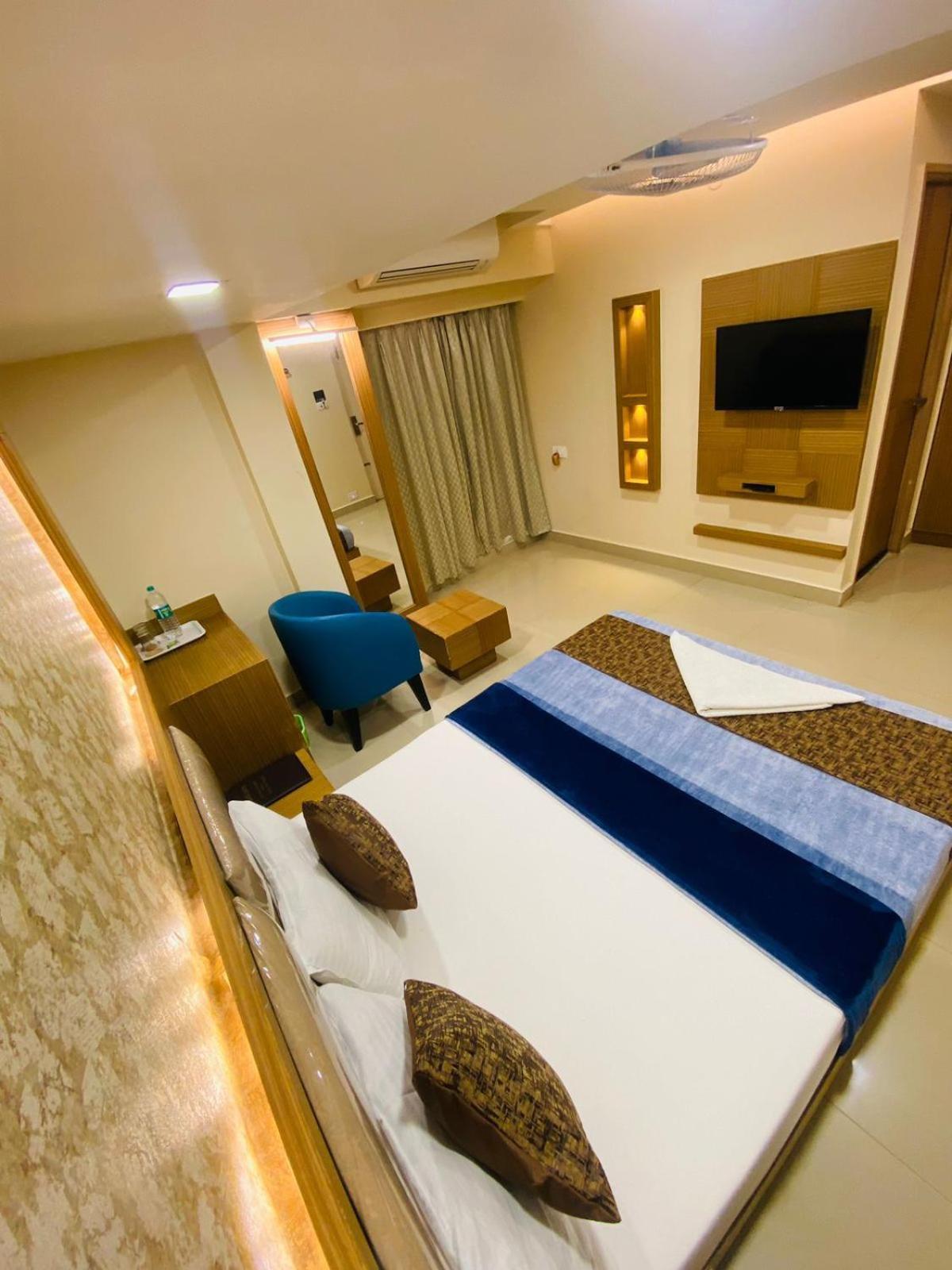 Greens Suite - Business Class Hotel - Opposite Ripon Building Chennai Eksteriør bilde